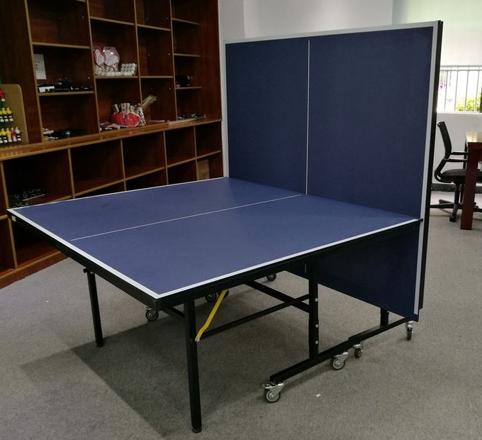 Family 2 Folded Movable Indoor Ping Pong Table MDF With Painted Table Top